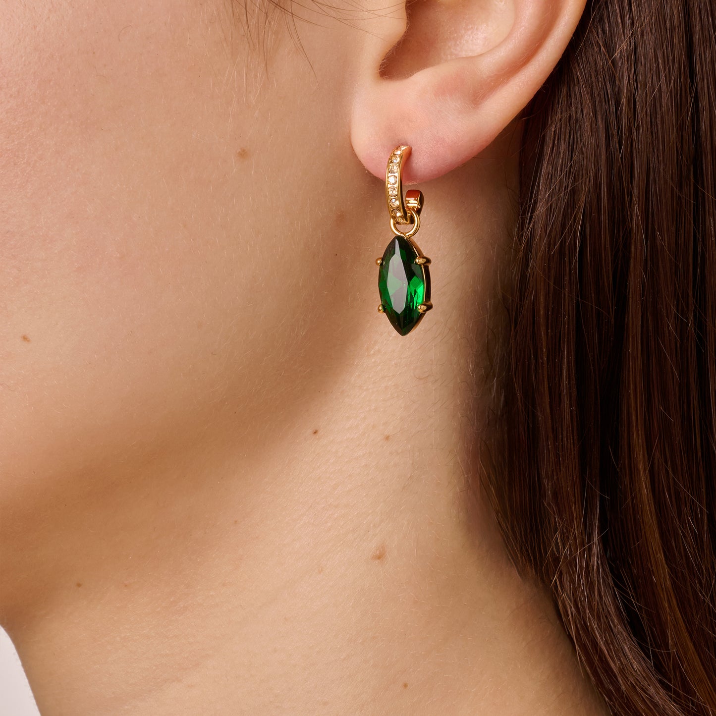 Øredobber JUNIPE SG EMERALD GREEN