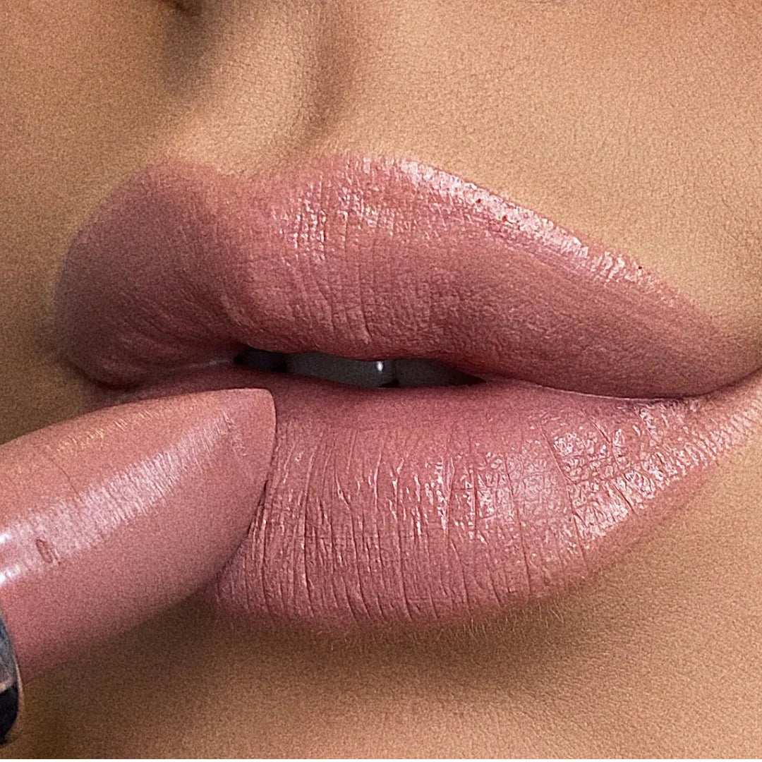 The Delicate Lipkit