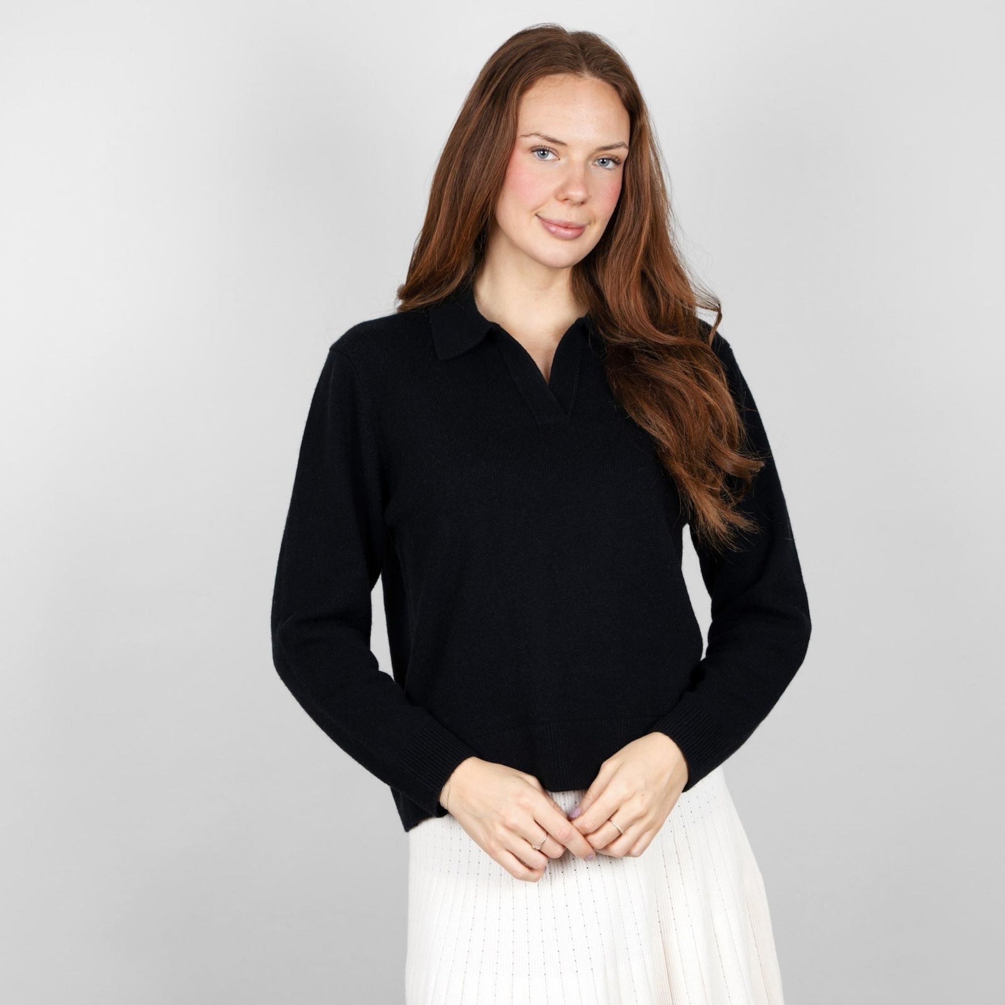 Grace Polo Genser – Sort